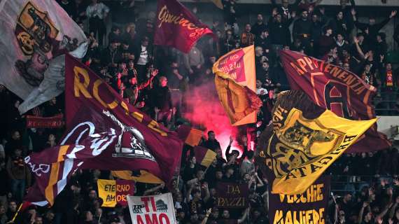 Uefa Multa Roma Ed Eintracht Francoforte Per Intemperanze In Europa