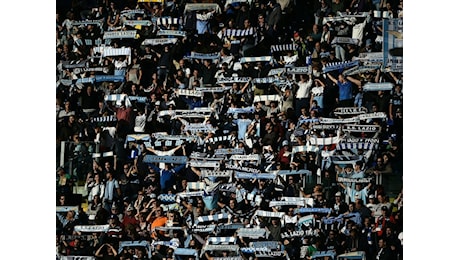 VIDEO - Lazio verso il derby: tifosi in delirio a Formello