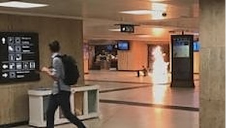 Bruxelles, l'attentatore della Stazione aveva una bomba con i chiodi: voleva fare una strage