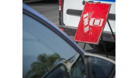 Scontro frontale fra due auto sulla Palermo  Sciacca: morte tre persone, feriti tre bambini