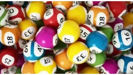 Lotto, SuperEnalotto, Simbolotto e 10eLotto: le combinazioni e i numeri vincenti dell'estrazione di oggi martedì 7 gennaio