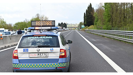 Aggredita lungo la strada di casa, 39enne riesce a sfuggire alla violenza sessuale e fa arrestare l'aggressore