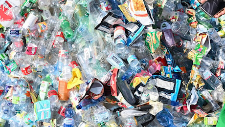 I colloqui sul trattato globale sull'inquinamento da plastica sono falliti