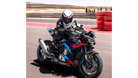 BMW S 1000 R e M 1000 R 2025: restyling e aggiornamenti