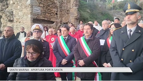 Santa Marina: attraversata la Porta Santa della Concattedrale per l’Anno Giubilare