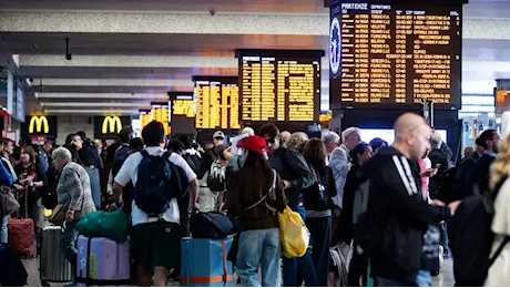 Sciopero, è rischio paralisi: trasporti, scuola, sanità, cosa si ferma. Ita cancella 68 voli, due in Sardegna