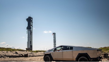 SpaceX e il lancio più ambizioso di Starship: recuperare il booster SuperHeavy con «Mechazilla»