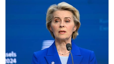 Ursula von der Leyen colpita da una grave polmonite: annullati impegni