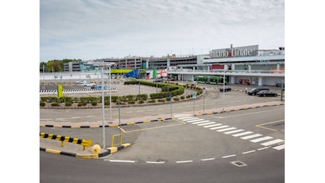 Radar in avaria, ritardi negli aeroporti a Malpensa e Linate: cosa sta accadendo