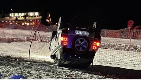 Alto Adige: il suv si ribalta in mezzo alla pista da sci, passeggeri in fuga