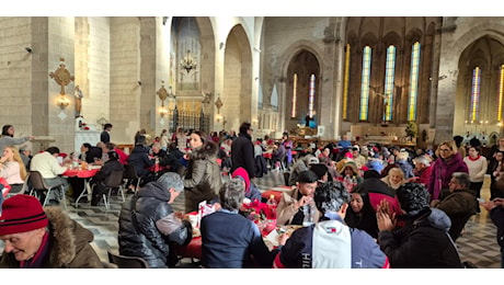 Un Natale di solidarietà: la comunità di Sant’Egidio serve oltre 4.000 persone in Sicilia. Il pranzo di Messina