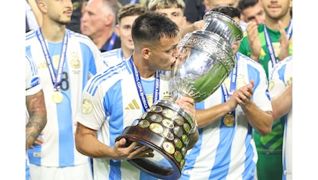 Calcio: Argentina. Scaloni Lautaro Martinez merita il Pallone d'Oro