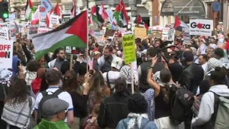 In migliaia in piazza a Londra per la Palestina