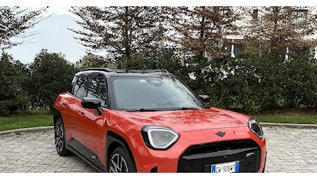 Nuova Mini Aceman, crossover che unisce Cooper e Countryman