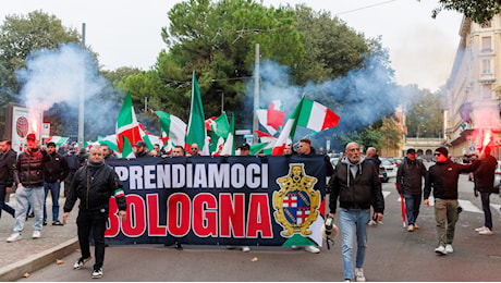 Il caso Bologna. Lepore: “Oltraggiati dalle camicie nere”. Il prefetto: “Il sindaco sapeva”