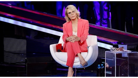 Amici 24, spoiler serale semifinale 10 maggio: cambia il regolamento, Annalisa e Fred De Palma super ospiti. Finalisti ed eliminati