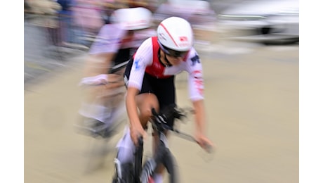 Ciclismo, dramma ai Mondiali di Zurigo: Muriel Furrer muore a 18 anni dopo una caduta