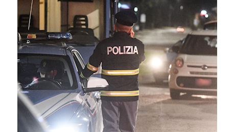 Auto in contromano per 10 chilometri sull’A8: al volante un finanziere completamente ubriaco