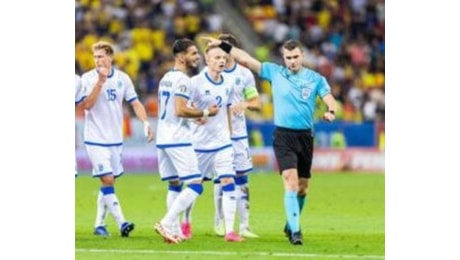 Polemiche in Romania - Kosovo: cori pro Serbia, i calciatori ospiti lasciano il campo