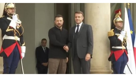 IL VIDEO. Zelensky a Parigi, poi Roma: il tour per chiedere aiuto agli alleati