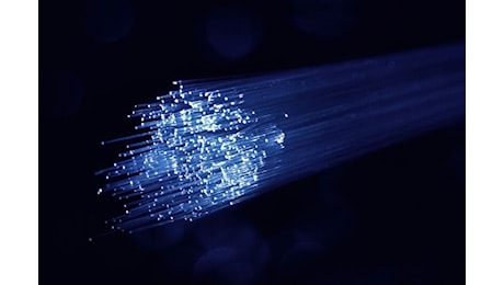 Nuovo sabotaggio in Francia: colpite sei reti di fibra ottica