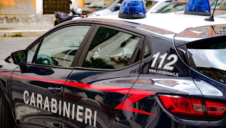 Costringeva le figlie minori a subire molestie sessuali: arrestato