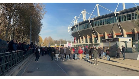 Torino-Monza, contestazioni nel pre partita: 2000 tifosi granata fuori dallo stadio