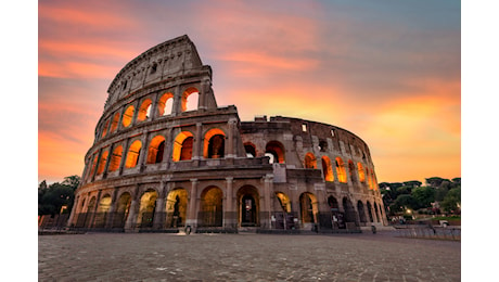 Combattere come gladiatori al Colosseo: la nuova “esperienza esclusiva” proposta da Airbnb