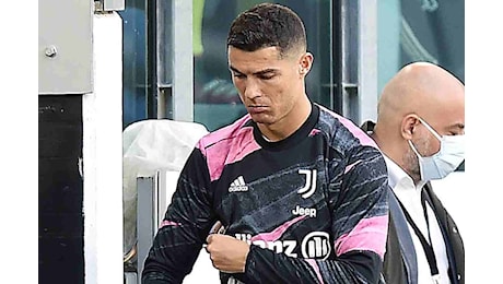 Juve, nuova mazzata durissima: c’entra Ronaldo, tifosi senza parole