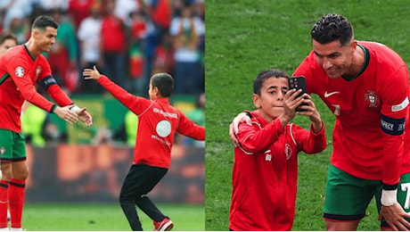 Il piccolo tifoso invade il campo, fa un selfie con Ronaldo, poi dribbla gli steward che lo inseguono