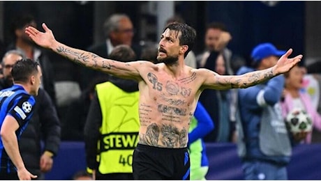 Signori, crederci come Acerbi e Frattesi è il senso della vita. E vogliamo spiegarlo anche a quegli interisti di mer*a che del calcio non hanno capito niente
