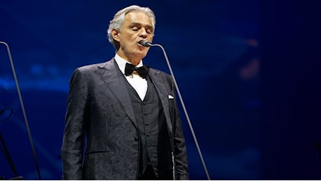 [VIDEO] Parata di stelle per i 30 anni di carriera di Bocelli