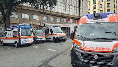 Pronto soccorso, altra giornata da incubo con oltre 100 persone in attesa. M5s contro la giunta Bucci