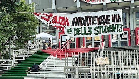 Torino, le acampade pro-Palestina hanno lasciato l'Università. Scatta la protesta sulla conta dei danni
