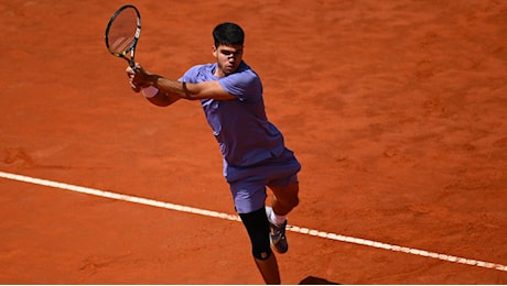 Alcaraz fa presto e bene: liquida Lajovic ed è al terzo turno degli Internazionali