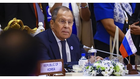 Lavrov gioca a scacchi, la Russia dice no (per ora) al piano di pace di Trump