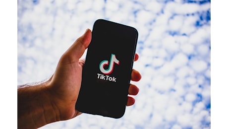 TikTok pensa ai bambini e limita i filtri di bellezza per gli adolescenti