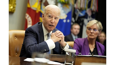 Ucraina, Biden ha autorizzato Kiev a usare i missili americani a lungo raggio per colpire la Russia