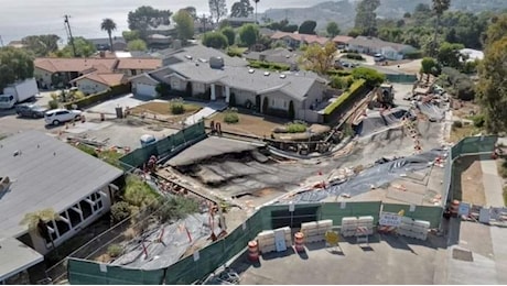 Stato di emergenza in California, a Rancho Palos Verdes il terreno sta sprofondando | FOTO