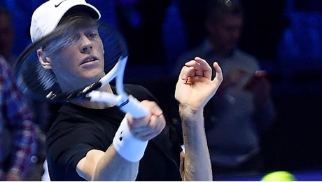 Atp Finals: Sinner batte Medvedev, è primo nel girone