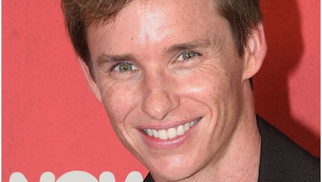 The Day of the Jackal, trama e cast della serie con Eddie Redmayne