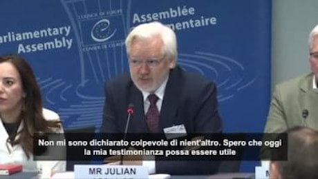 Assange: oggi sono libero perché colpevole di aver fatto giornalismo