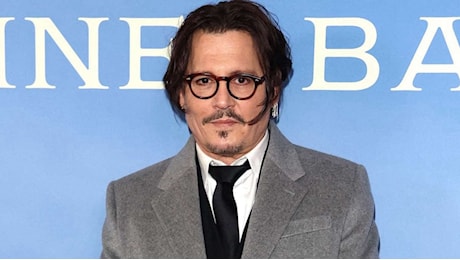 Day Drinker, la prima foto dal set svela un Johnny Depp sorprendentemente irriconoscibile e intrigante