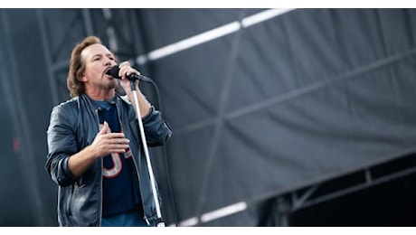 Pearl Jam: cancellato il concerto a Londra a causa di 'un malore nella band'. Tutte le info