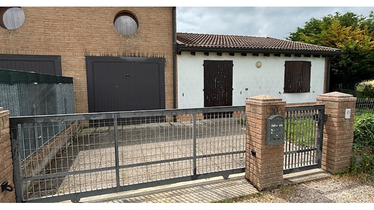 Nasconde il cadavere dell’anziana madre morta ida 4 mesi in garage per percepire la pensione - Il Fatto Quotidiano Nasconde il cadavere dell’anziana madre morta ida 4 mesi in garage per percepire la pensione - Il Fatto Quotidiano
