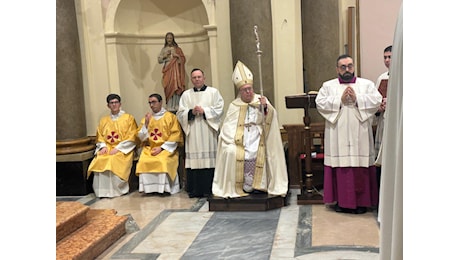 VIDEO - FOTO / DUOMO PIENO PER L'APERTURA DELL'ANNO GIUBILARE