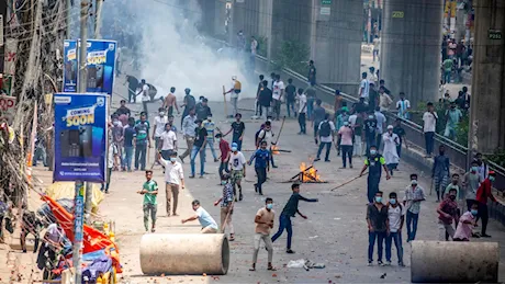 Proteste in Bangladesh, almeno 50 le vittime