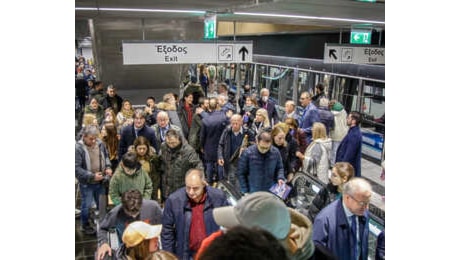 Atm, inaugurata la metro a Salonicco (con gli scavi archeologici)