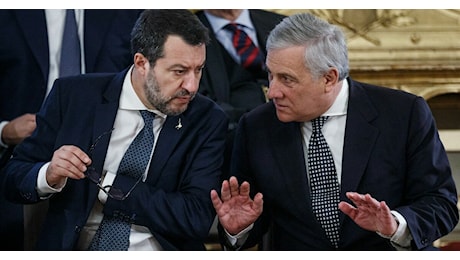 Extraprofitti, ennesimo scontro nella maggioranza. Lega: “Tassiamo le banche, non gli operai”. Tajani (FI): “Roba da Urss”