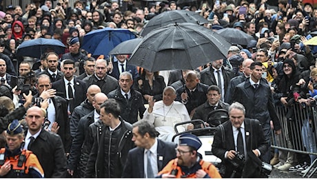 Papa in Belgio, oggi l'incontro con la comunità cattolica